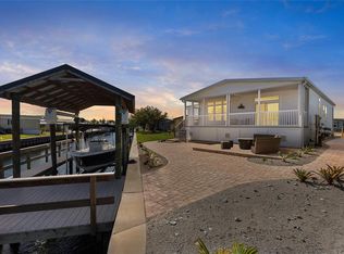 115 E Saint Lucia Loop, Apollo Beach, FL 33572