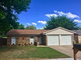 5901 Myers Rd, Arlington, TX 76017