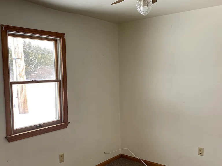 10600 Olean Rd — Photo 9