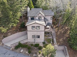 965 Sandalwood Dr, Lake Arrowhead, CA 92352