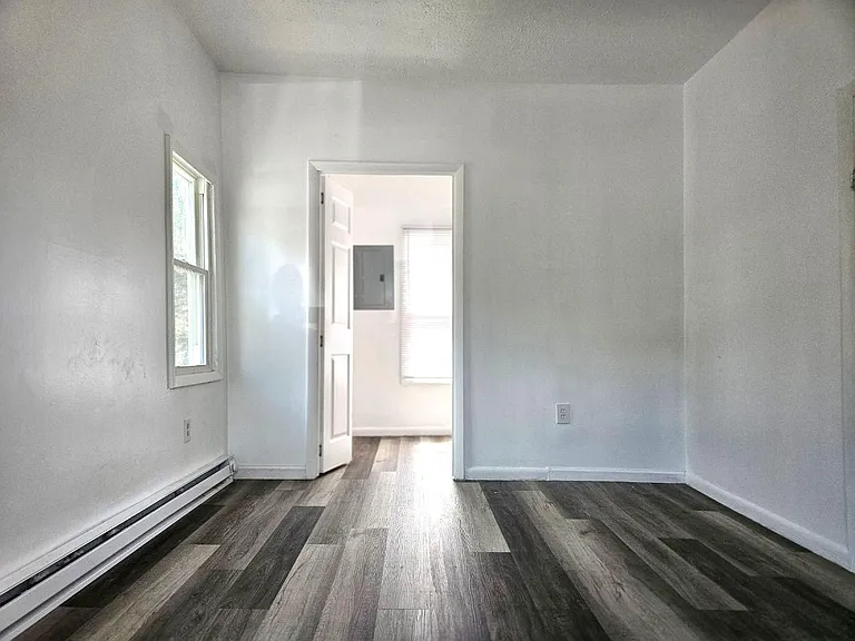 Door into the Walk-in Closet