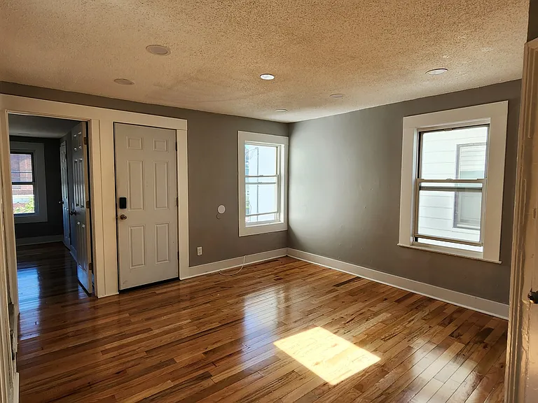 87 Spring St #2 — Photo 6