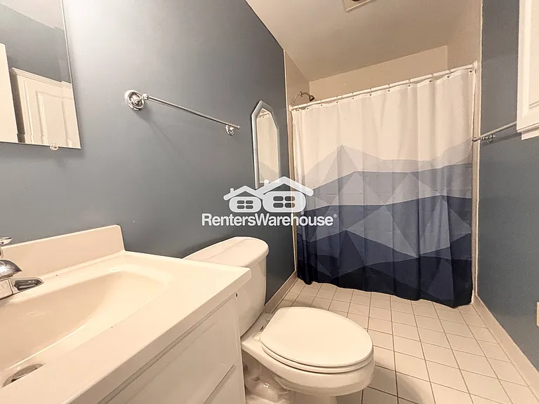 20469 Waters Point Ln — Photo 22