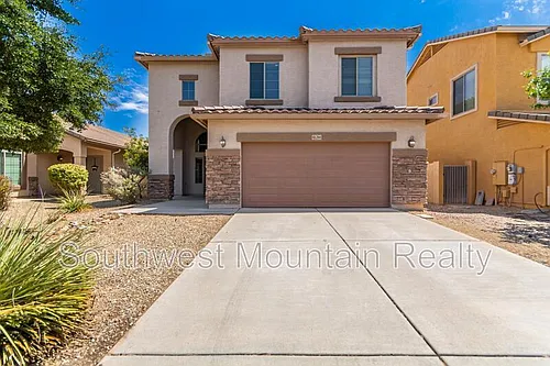 41261 W Laramie Rd Photo 1