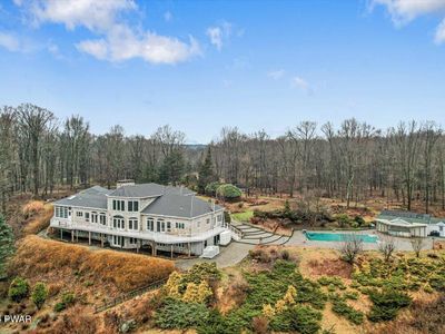 127 Crestmont Dr, Newfoundland, PA, 18445