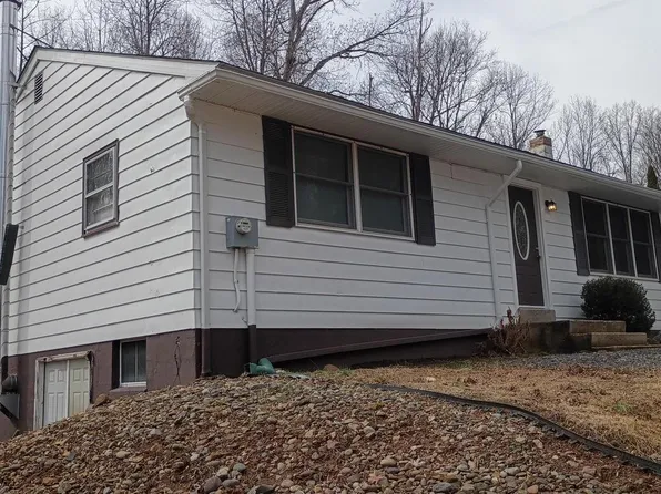 2720 Hauck Rd, Green Lane, PA 18054