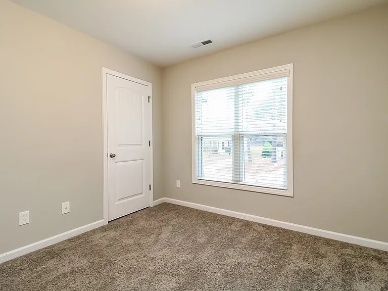155 Oakdale Ave — Photo 14