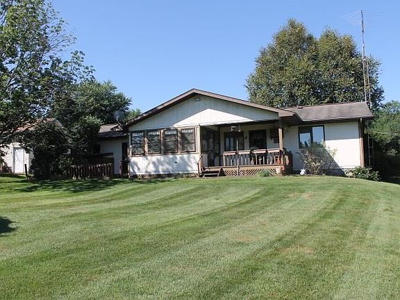 4th image of 1104 Apple Valley Dr