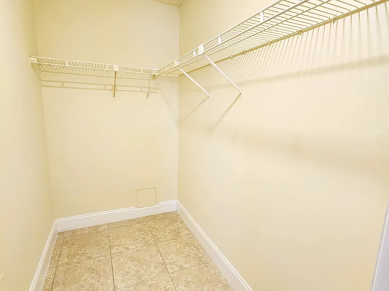 Sunscape Apartment Homes — Photo 12