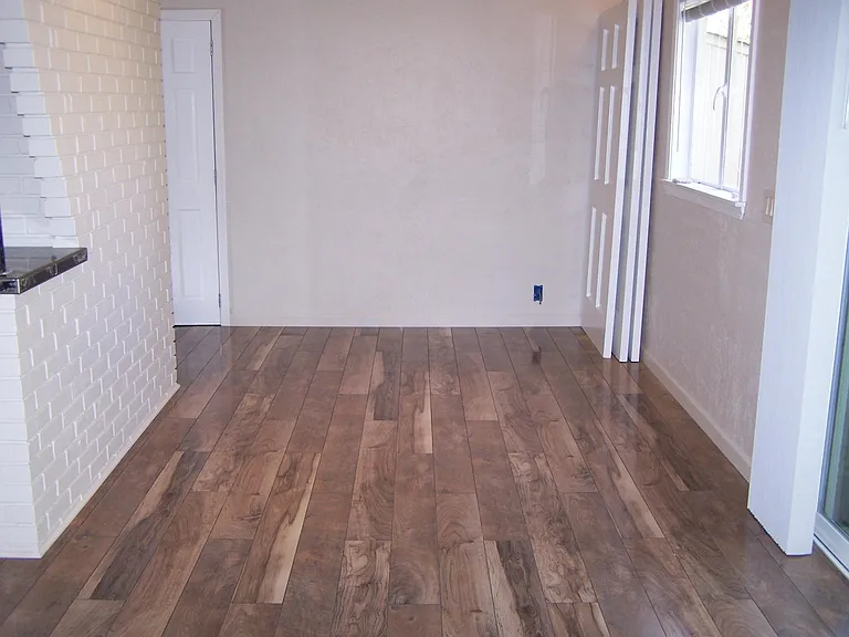 707 Crocker Ave — Photo 7