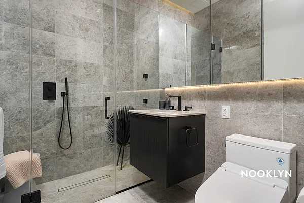 Rented by Nooklyn NYC LLC | media 9