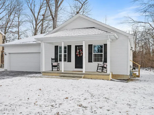 12 Feeder Bend, Glens Falls, NY 12801