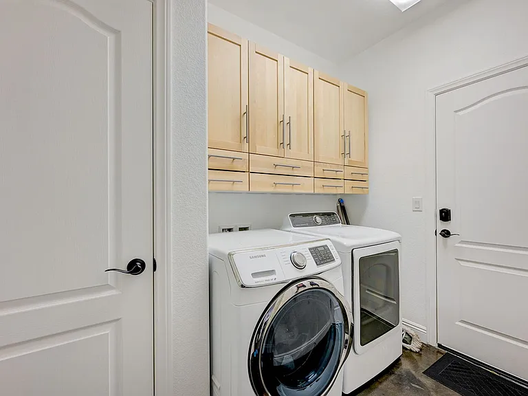 5556 Dancing Fox Ct — Photo 22