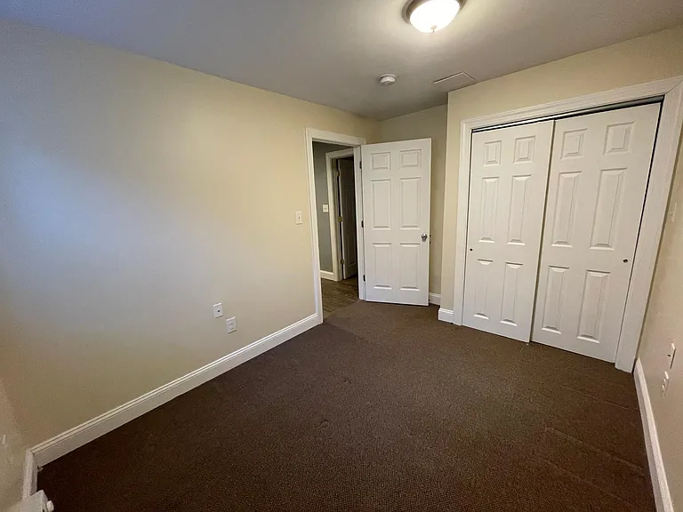 215 Washington Ln #5 — Photo 11