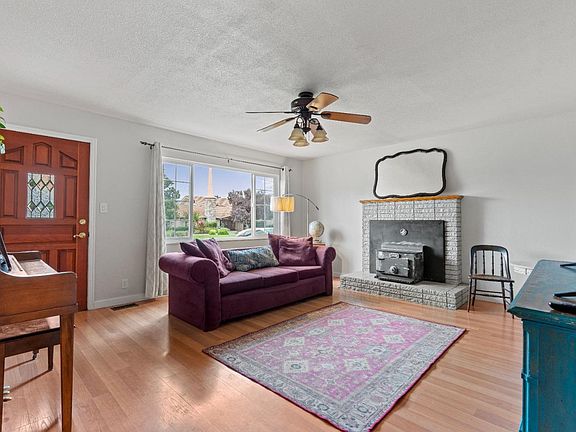 4th image of 1312 S Dora Street