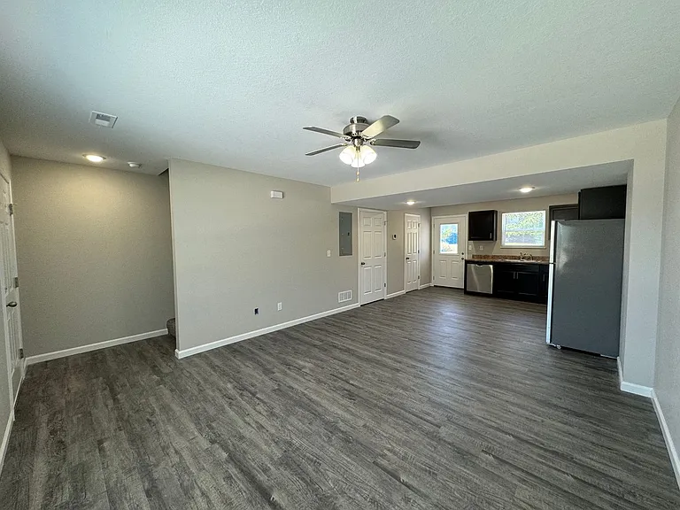 108 Anna Marie Dr — Photo 6