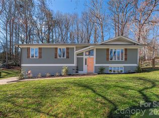 330 Woody Ln, Asheville, NC 28804