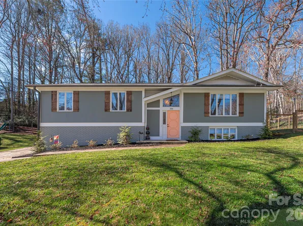 330 Woody Ln, Asheville, NC 28804