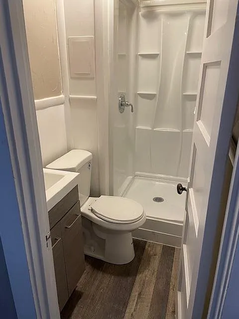 1 bed, 700 sqft, $900 — Photo 4
