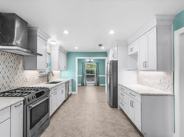 2211 Ascot Ln, Denton, TX 76209