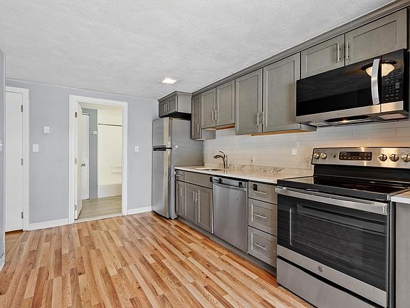2nd image of 9 Wampus Ave APT 4