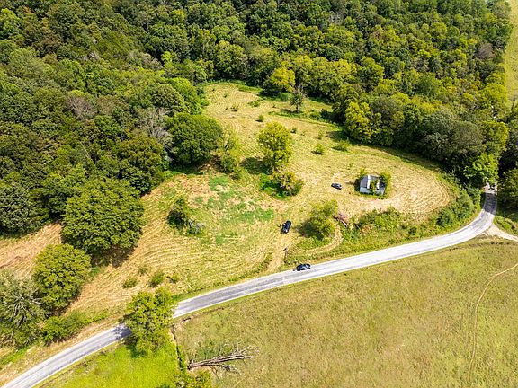 5th image of 4125 Dry Creek Rd
