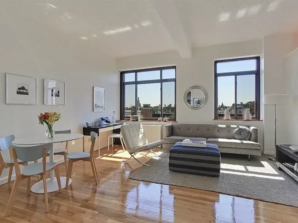 492 Henry St APT 6c, Brooklyn, NY 11231