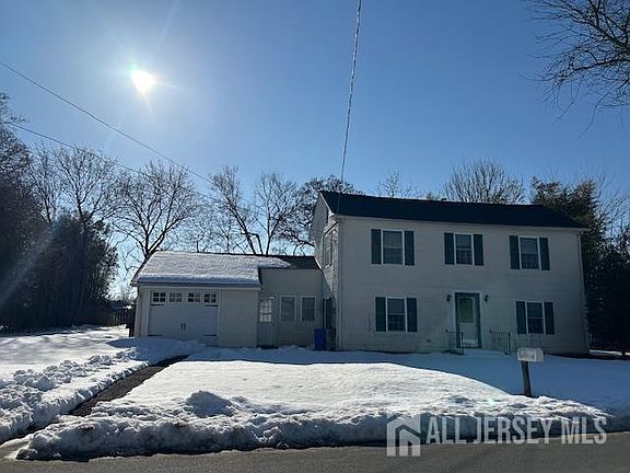 2nd image of 11 Pleasant Plains Rd