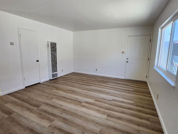 2nd image of 538 Railroad Ave #3