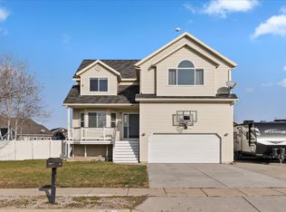 2544 W 1675 N, Clinton, UT 84015