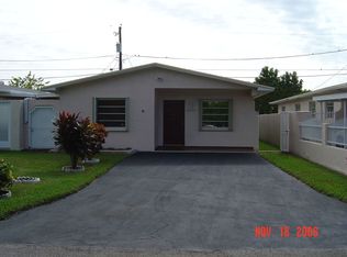 10590 SW 25th St, Miami, FL 33165