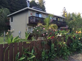 14694 Carrier Ln, Guerneville, CA 95446