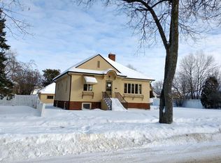 1818 11th Ave E, Hibbing, MN 55746