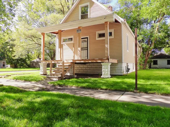 13848 S Wentworth Ave, Riverdale, IL 60827