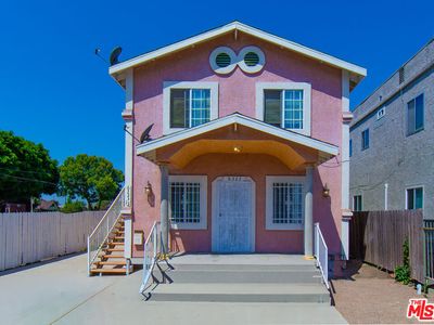 6323 S San Pedro St, Los Angeles, CA, 90003
