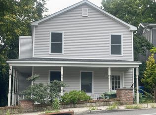 307 W Broadway, Pt Jefferson, NY 11777
