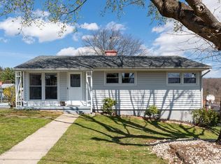 2515 S Sharlaine Dr, Staunton, VA 24401