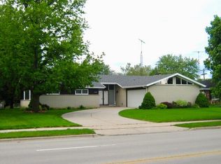 2109 Glenwood Ave, Joliet, IL 60435