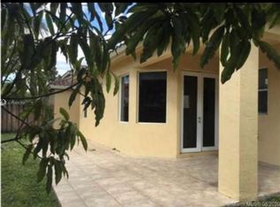 2050 NW 98th Way #2050, Hollywood, FL 33024