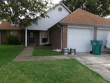 1st image of 754 Iberville St