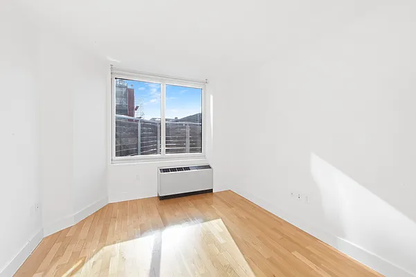 Rented by Mirador Real Estate | media 8