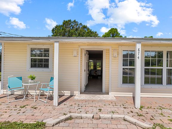 2nd image of 874 BLOSSOM Drive