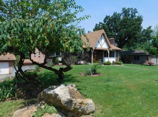 1404 Northfield Park Blvd, Warrensburg, MO 64093