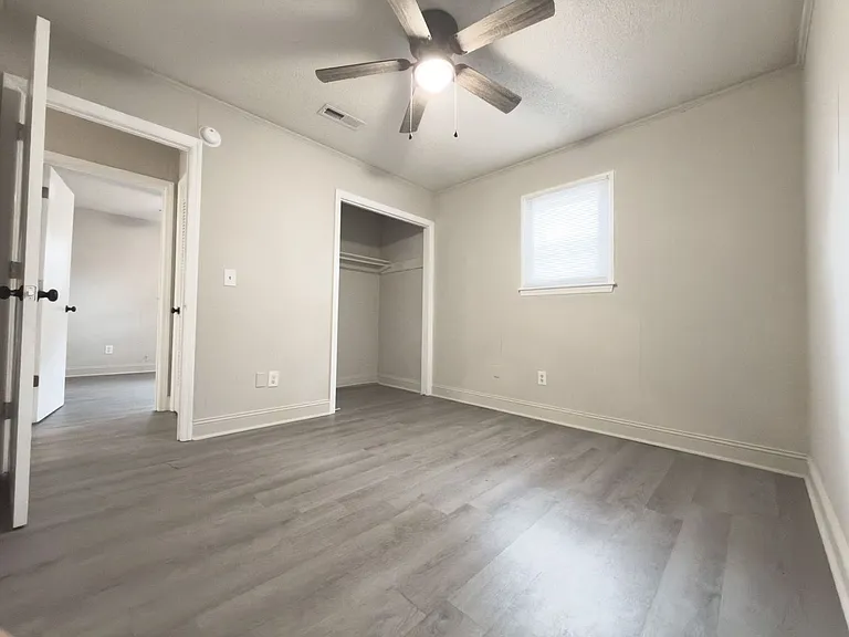 836 White Oak Dr — Photo 20