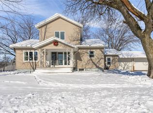 406 E Maple St, Abbotsford, WI 54405