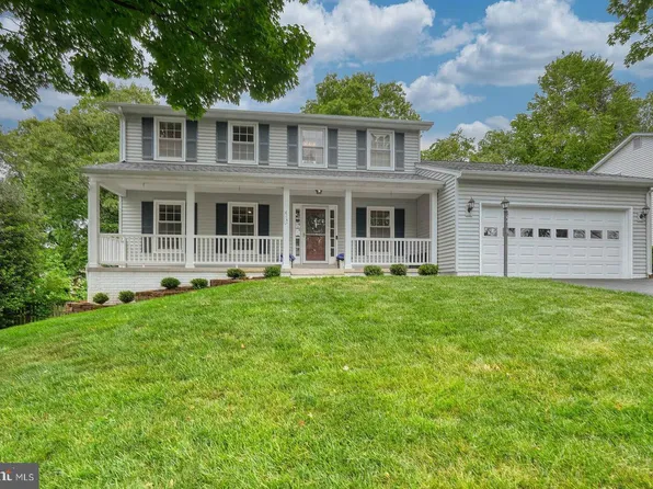 6115 Mountain Springs Ln, Clifton, VA 20124