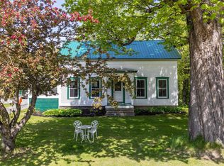 33 Brookside Rd, Westford, VT 05494