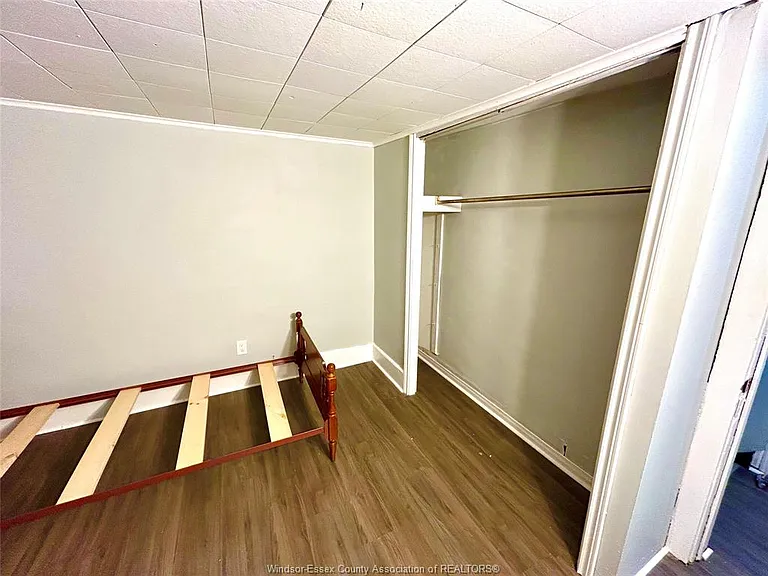 387 Josephine Ave — Photo 3