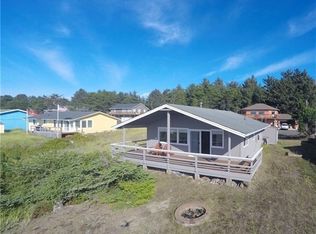 32301 J Pl, Ocean Park, WA