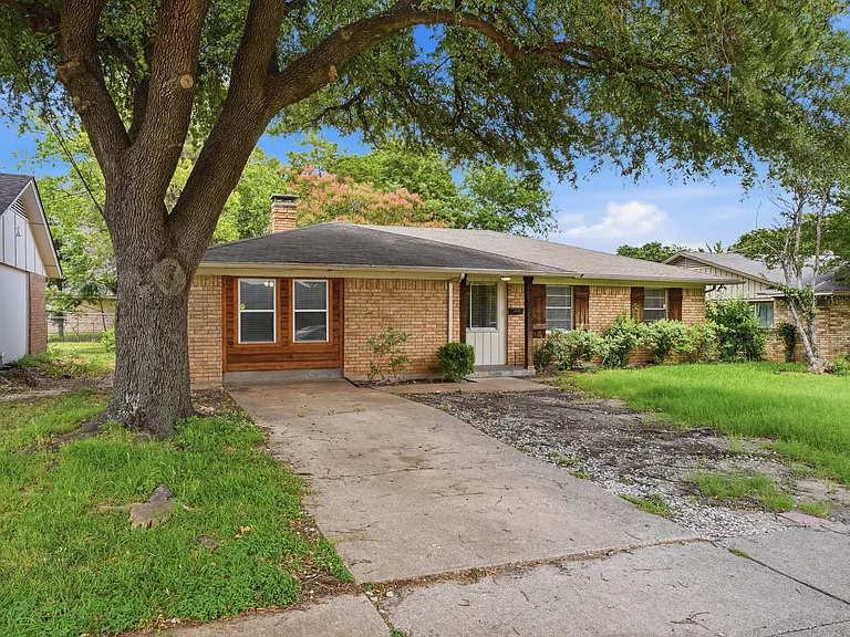 2607 Clearview Cir — Photo 2